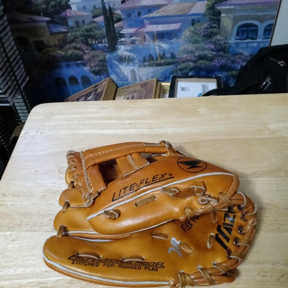 MIZUNO PETE ROSE PRO GLOVE ⚾️ 🧢 🏏A FANTASTIC VINTAGE COLLECTIBLE 🌮🍝 - Picture 8 of 9